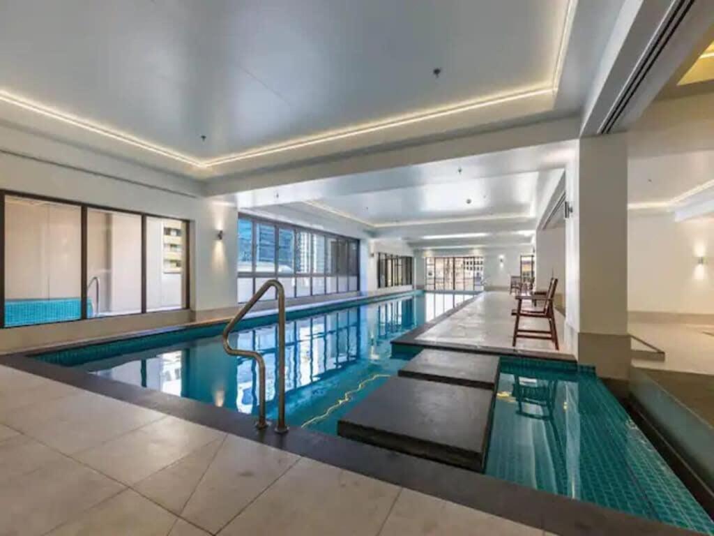 Bright One Bedroom Beauty With Balcony And Unbeatable Views Окленд Экстерьер фото